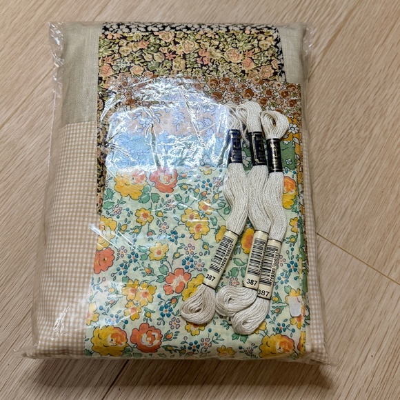 DIY Bag Making Kit- Hobbyra Hobbyre Makes 2 Bags - Picture 2 of 3